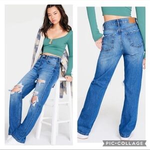 NWT Aeropostale '90s Super High-Rise Baggy Distressed Jean Size 8